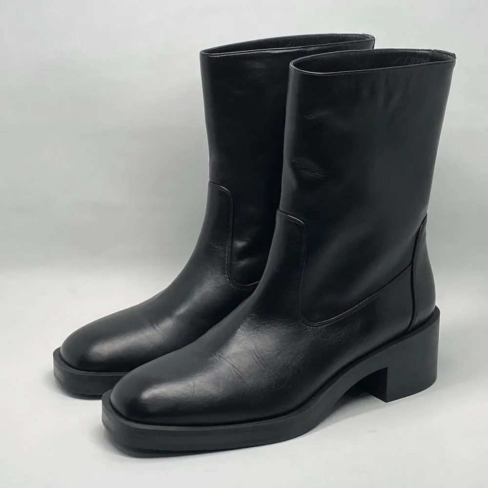 Stuart Weitzman Calfskin Ankle Boots size 9